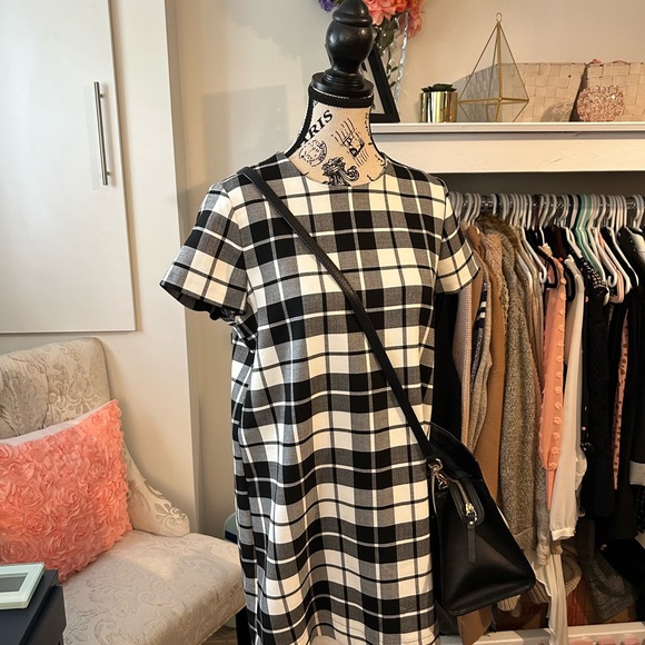 GORGEOUS ZARA black, white and grey dress, Perfect for fall size L - Picture 7 of 13